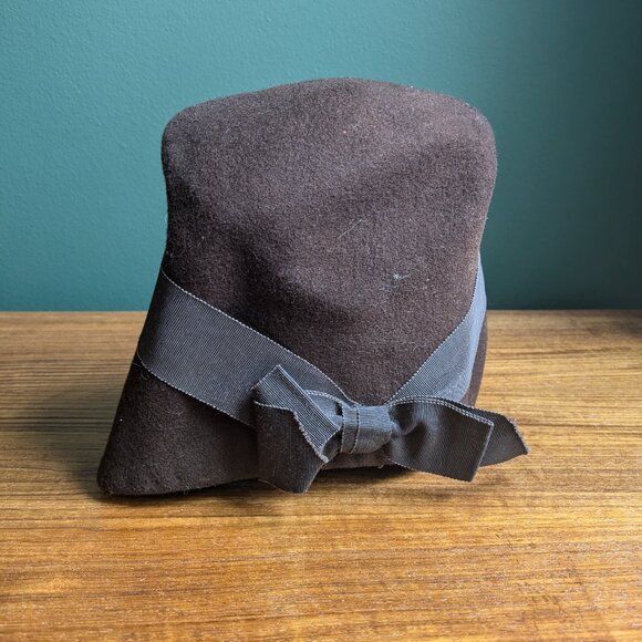 1940s vintage hat brown felt women's buckle bucket fez - Picture 2 of 4